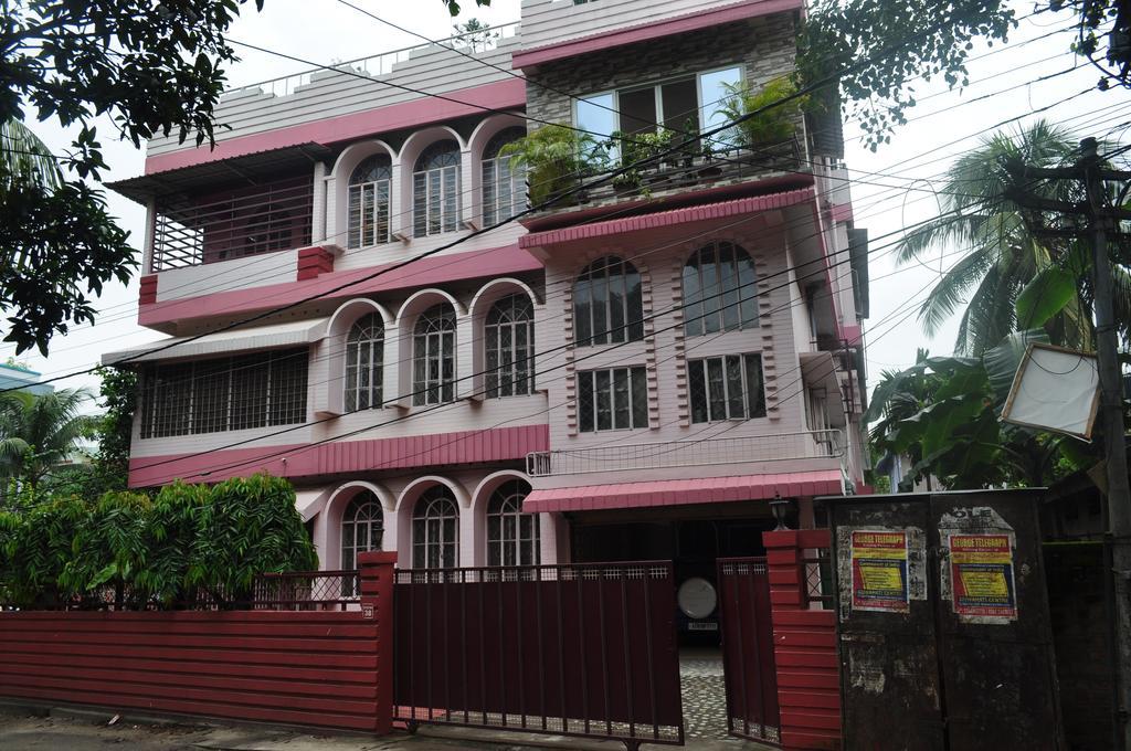 Saikia Nest The Home-Stay Guwahati Dış mekan fotoğraf