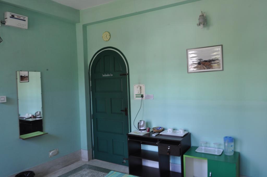 Saikia Nest The Home-Stay Guwahati Dış mekan fotoğraf